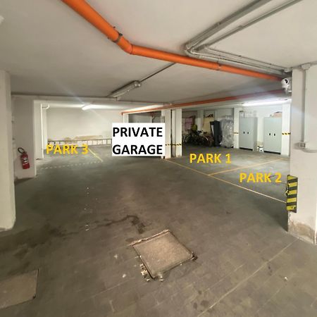 Fashion Apartment Gold Bologna With Jacuzzi & Car Garage Luaran gambar