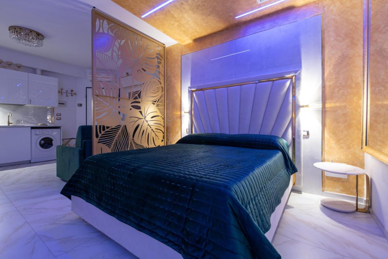 Fashion Apartment Gold Bologna With Jacuzzi & Car Garage Luaran gambar