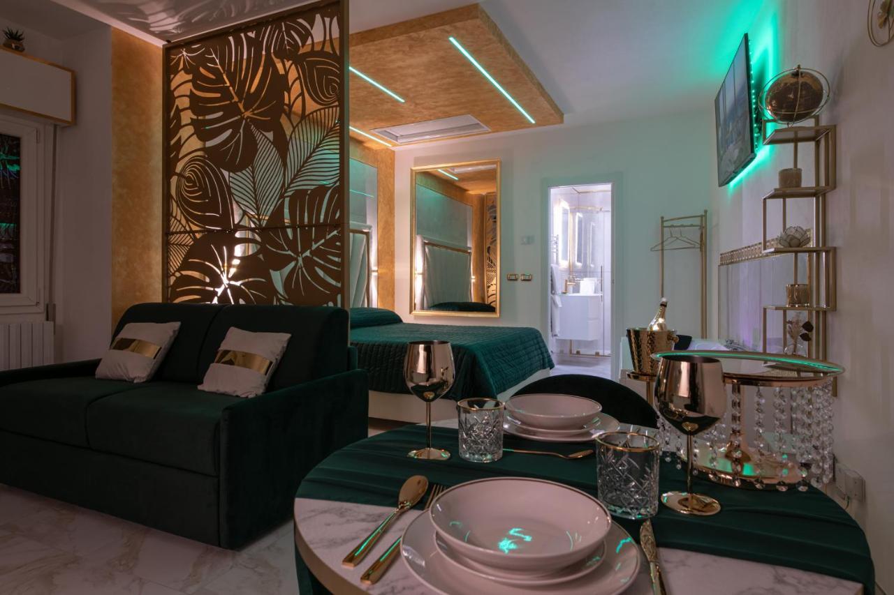 Fashion Apartment Gold Bologna With Jacuzzi & Car Garage Luaran gambar